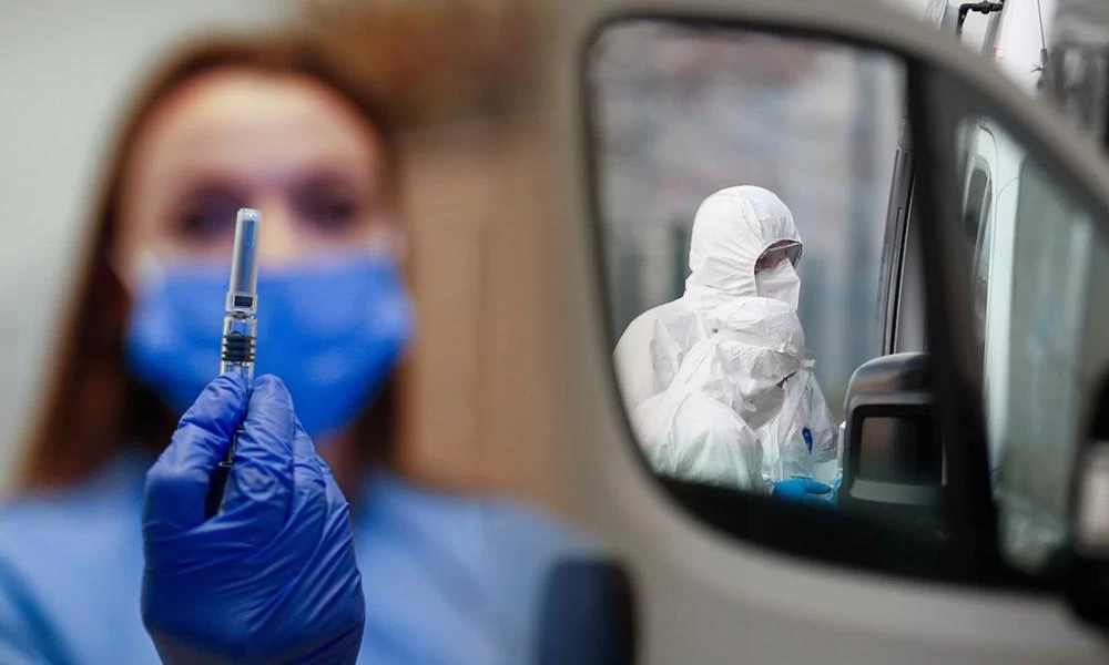 Κορονοϊός: 932 τα νέα κρούσματα και 50 νέοι θάνατοι